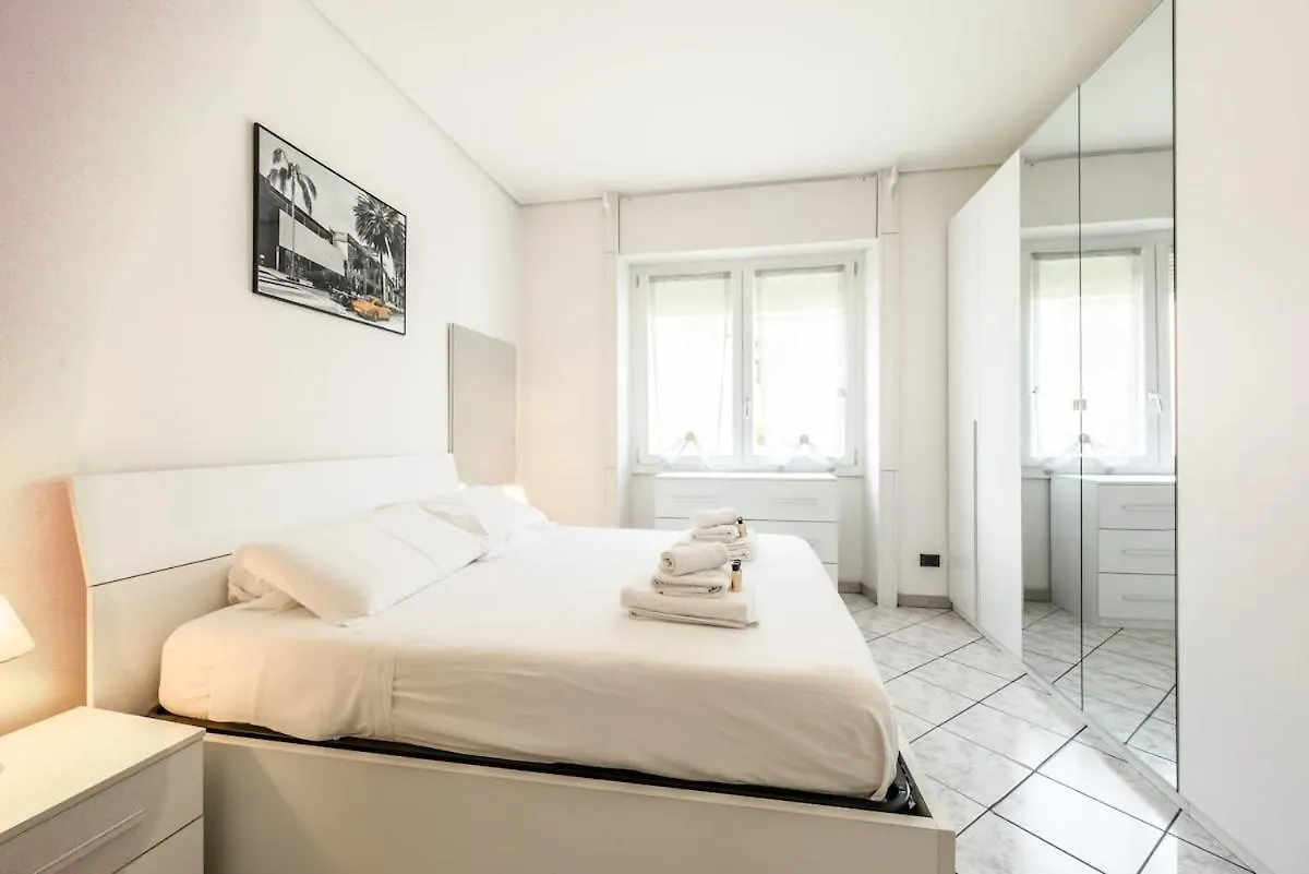 Casa Gioia 50 Metres From The Metro Wifi Ac Apartment Milan